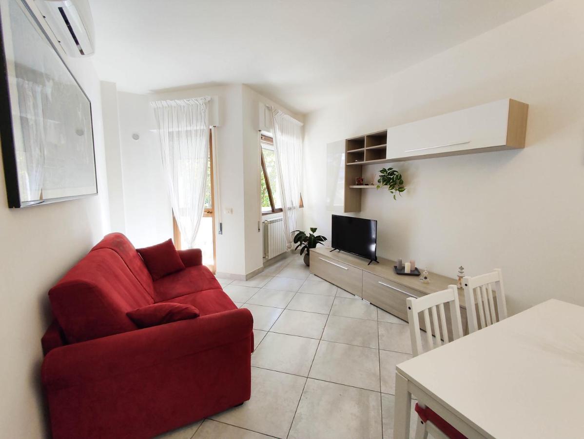 Casa Del Mare Apartment Santa Marinella Bagian luar foto